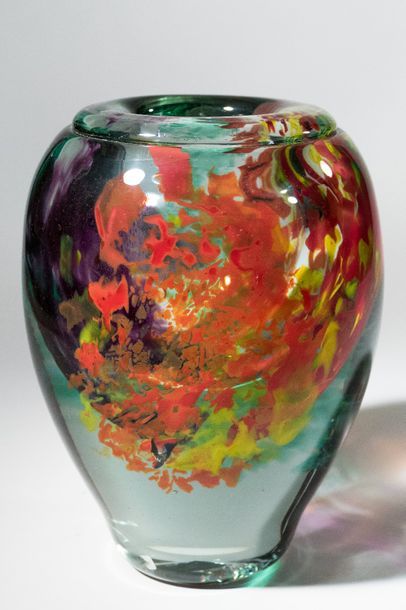 null Jean-Claude NOVARO (1943-2015)
 Vase ovoïde à large col en verre soufflé transparent...