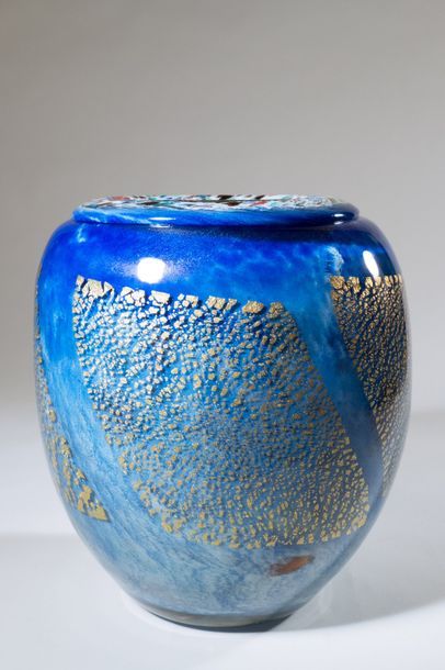 null Jean-Claude NOVARO (1943-2015)
Vase ovoïde à large col en verre soufflé à décor...