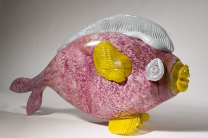 null Jean-Claude NOVARO (1943-2015)
 Sculpture-poisson en verre soufflé, corps rose,...