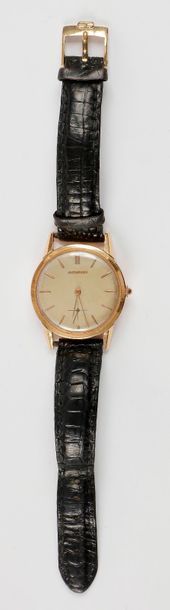 null MOVADO vers 1950
N°116399
Montre bracelet pour homme en or jaune 18K (750),...