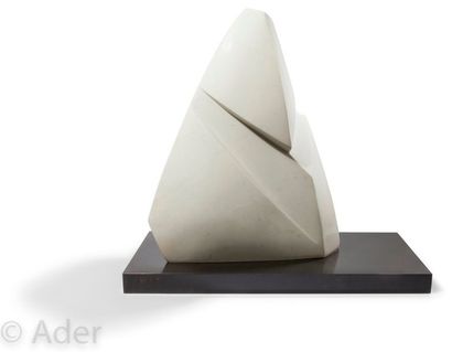 null Émile GILIOLI (1911-1977)
Composition, 1955
Sculpture en marbre blanc.
Signée...