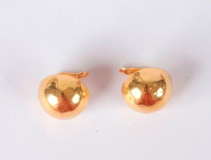 null Paire de boucles d'oreilles semi-sphériques en or 18K (750). Poids: 5,3 g (...