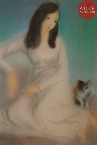 null NANG HIEN (1921-2014)
Femme au chat, 1990
Peinture sur soie.
Signée et datée...