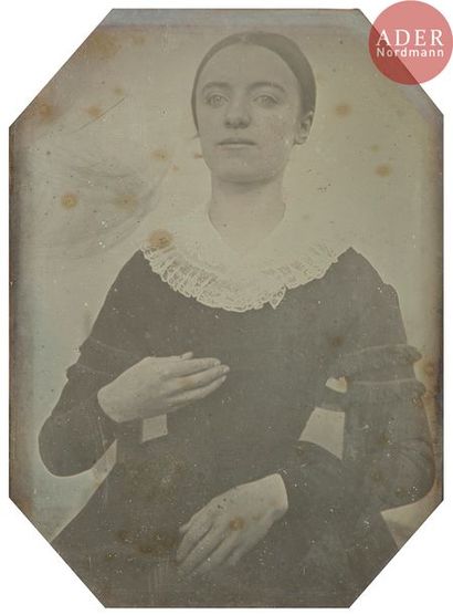 null Daguerréotypiste non identifié
Jeunes femmes sourdes-muettes, c. 1845.
Deux...