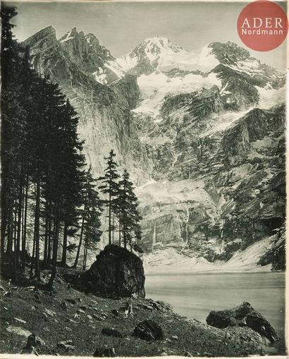 null Adolphe Braun (1811-1877)
Alpes suisses, c. 1870.
Lac d’Oeshinen et la Blümlisalp....