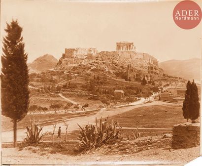 null Adolphe Braun (1811-1877)
Grèce, c. 1870-1880.
Vue générale de l’Acropole d’Athènes....