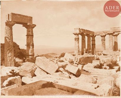 null Adolphe Braun (1811-1877)
Grèce, c. 1890.
Temple d’Aphaïa à Égine. N°1524.
Épreuve...