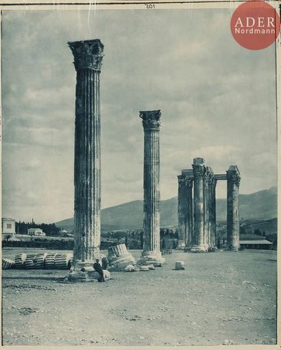 null Adolphe Braun (1811-1877)
Grèce, c. 1890.
Athènes. Temple de Jupiter. Les colonnes....