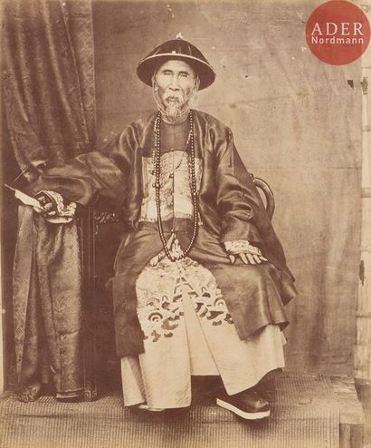 null Photographe non identifié
Chine. Indochine. c. 1870.
Général chinois (?). Vieille...