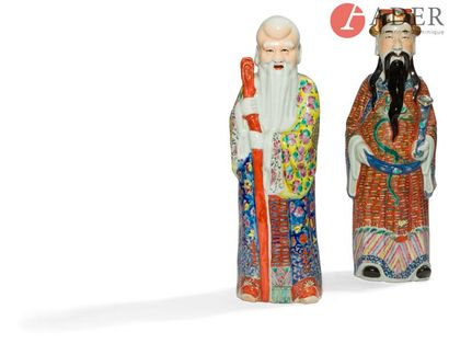 CHINE - XXe siècle
Deux statuettes en porcelaine...