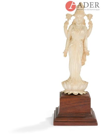 INDE - Vers 1900
Statuette en ivoire de Padmapani...