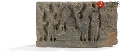null INDE - GANDHARA, art gréco-bouddhique, 
IIe/IVe siècle
Stèle en schiste gris,...