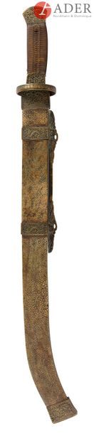 null INDOCHINE - XIXe siècle
Sabre, poignée recouverte d’une ligature tressée, monture...