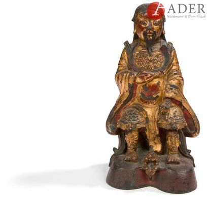 null CHINE - Époque MING (1368 - 1644)
Statuette en bronze laqué or et rouge de Wenchang...