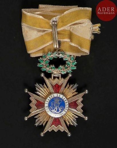 null ESPAGNE
ORDRE D’ISABELLE LA CATHOLIQUE, créé en 1815.
Croix de commandeur
En...