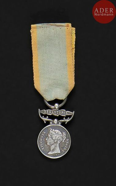 null GRANDE BRETAGNE
MÉDAILLE DE CRIMEE, créé en 1856.
Réduction en argent, de fabrication...