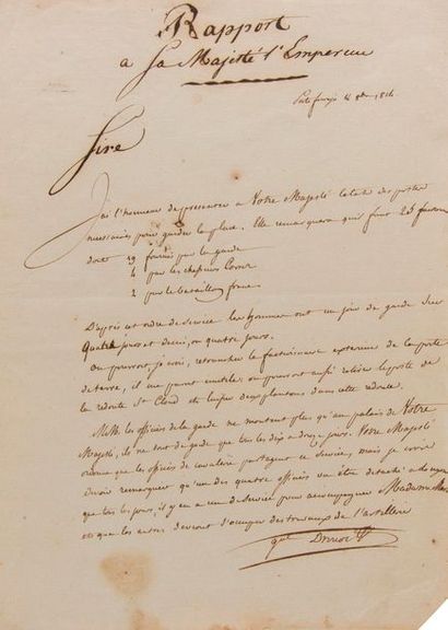 null NAPOLÉON Ier. Notes autographes sur une P.S. du capitaine Lamouret, commandant...