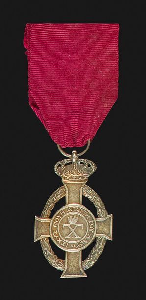 null GRÈCE
ORDRE DE GEORGES Ier, créé en 1915. 
Croix commémorative de classe argent,...