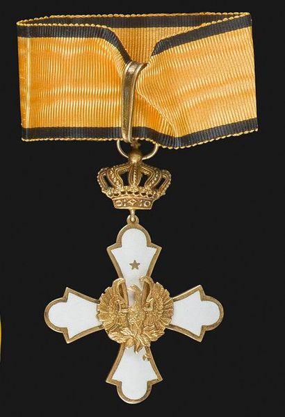 null GRÈCE
ORDRE DU PHÉNIX, créé en 1926.
Croix de commandeur du 5e type (1949-1973),...