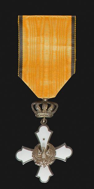 null GRÈCE
ORDRE DU PHÉNIX, créé en 1926.
Croix de chevalier du 5e type (après 1949)...
