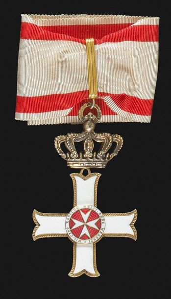null MALTE
ORDRE DU MÉRITE « PRO MERITO MELITENSI », créé en 1920.
Croix de commandeur...