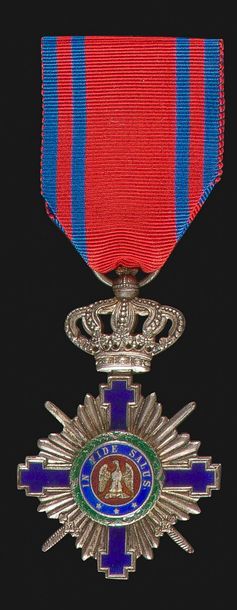 null ROUMANIE
ORDRE DE L’ÉTOILE, créé en 1877.
Croix de chevalier du premier modèle...
