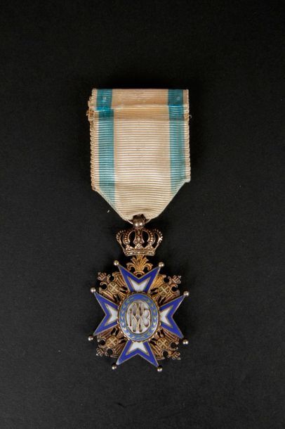 null SERBIE
ORDRE DE SAINT SAVA, créé en 1883.
Croix d’officier du 2e modèle, 1er...
