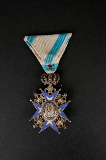 null SERBIE
ORDRE DE SAINT SAVA, créé en 1883. 
Croix de chevalier (5e classe du...