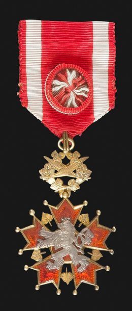null TCHÉCOSLOVAQUIE
ORDRE DU LION BLANC, créé en 1922. 
Étoile d’officier à titre...