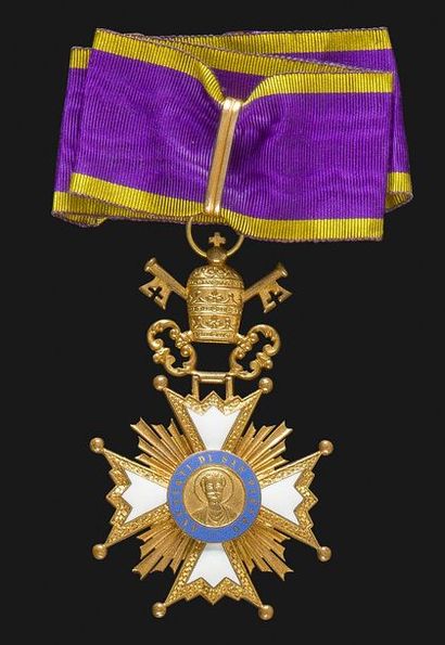 null VATICAN
ORDRE DES AVOCATS DE SAINT PIERRE, créé en 1877.
Croix de commandeur...