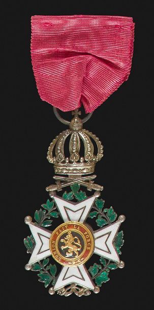 null BELGIQUE
ORDRE DE LÉOPOLD, créé en 1832. 
Croix de chevalier à titre militaire...