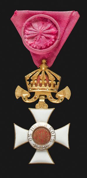null BULGARIE
ORDRE DE SAINT ALEXANDRE, créé en 1881. 
Croix de 4e classe (officier)...