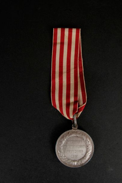 null BULGARIE
Médaille commémorative de la guerre Serbo-Bulgare.
En métal argenté....