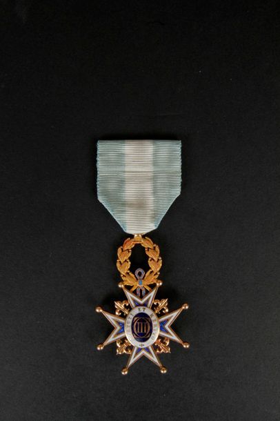 null ESPAGNE
ORDRE DE CHARLES III, créé en 1771.
Croix de chevalier
En or et émail...