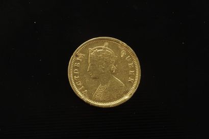 null 1 pièce en or ; One Mohur India 1862 Victoria Queen
Poids: 11,5 g

Frais acheteur...