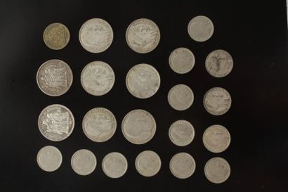 null Lot de 21 pièces françaises en argent:
- 2 pièces de 10 Francs en argent. Type...