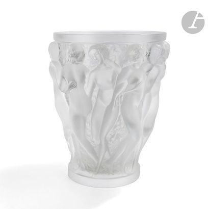 null MAISON LALIQUE D’APRÈS UN MODÈLE DE RENÉ LALIQUE (1886-1945) 
Bacchantes, le...