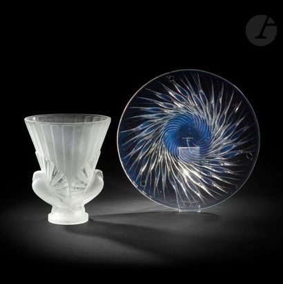 null VERRERIES 1930
3 ŒUVRES 
RENÉ LALIQUE (1886-1945) 
Algues, le modèle créé en...