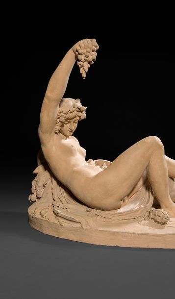 null Figure de bacchante en terre-cuite, reposant sur une base ovale.
Entourage de...