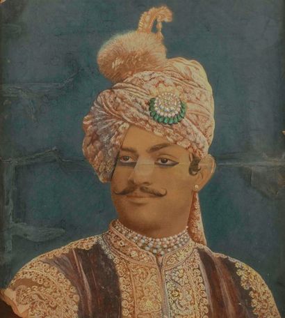 null Quatre portraits de Rajas, Rajasthan, début XXe siècle
Huiles sur toile et gouache...