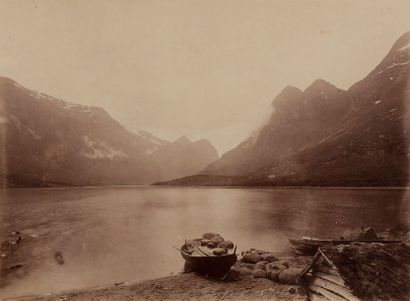 null Photographe non identifié 

Voyage en Norvège d'André Blondel, 1887. 

Christiania....