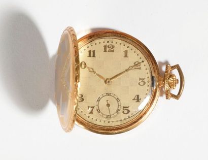 null Anonyme vers 1900

Montre de poche en or jaune 18K (750) cadran doré à décor...