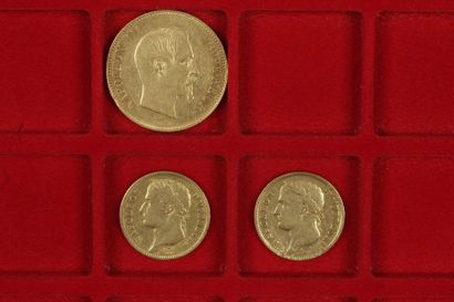 null Dans un sachet numéroté 2017009, 3 pièces en or françaises:
- 1 pièce de 100...