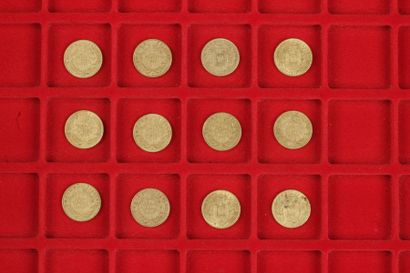 null 12 pièces de 20 Francs en or. 
- 4 pièces de 20 Francs en or. Type Napoléon...
