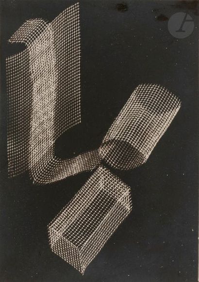 null Edmund Collein (1906-1992)
Bahaus Fotogram (paper material study), 1927-1928.
Épreuve...