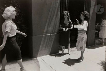 null Garry Winogrand
Women are Better Than Men.
Not Only Have They Survived, They...