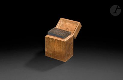 null Jules Malacrida (fabricant)
Nécessaire complet pour daguerréotypiste, c. 1848.
Boîte...