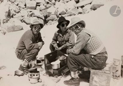 null Photographe non identifié
Expédition Andine, 1952. 
Pérou. Lima. Hopital Loayza....