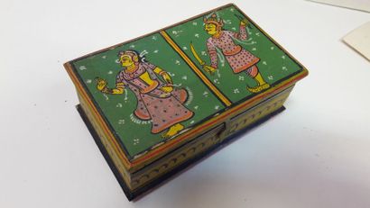 null Shri Krishna Playing Cards: Radha (?), Inde, c.1990 ; petites cartes peintes...