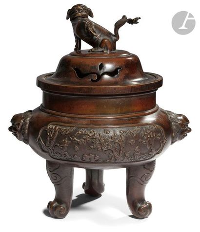 CHINE - XIXe siècle
Brûle-parfum tripode...